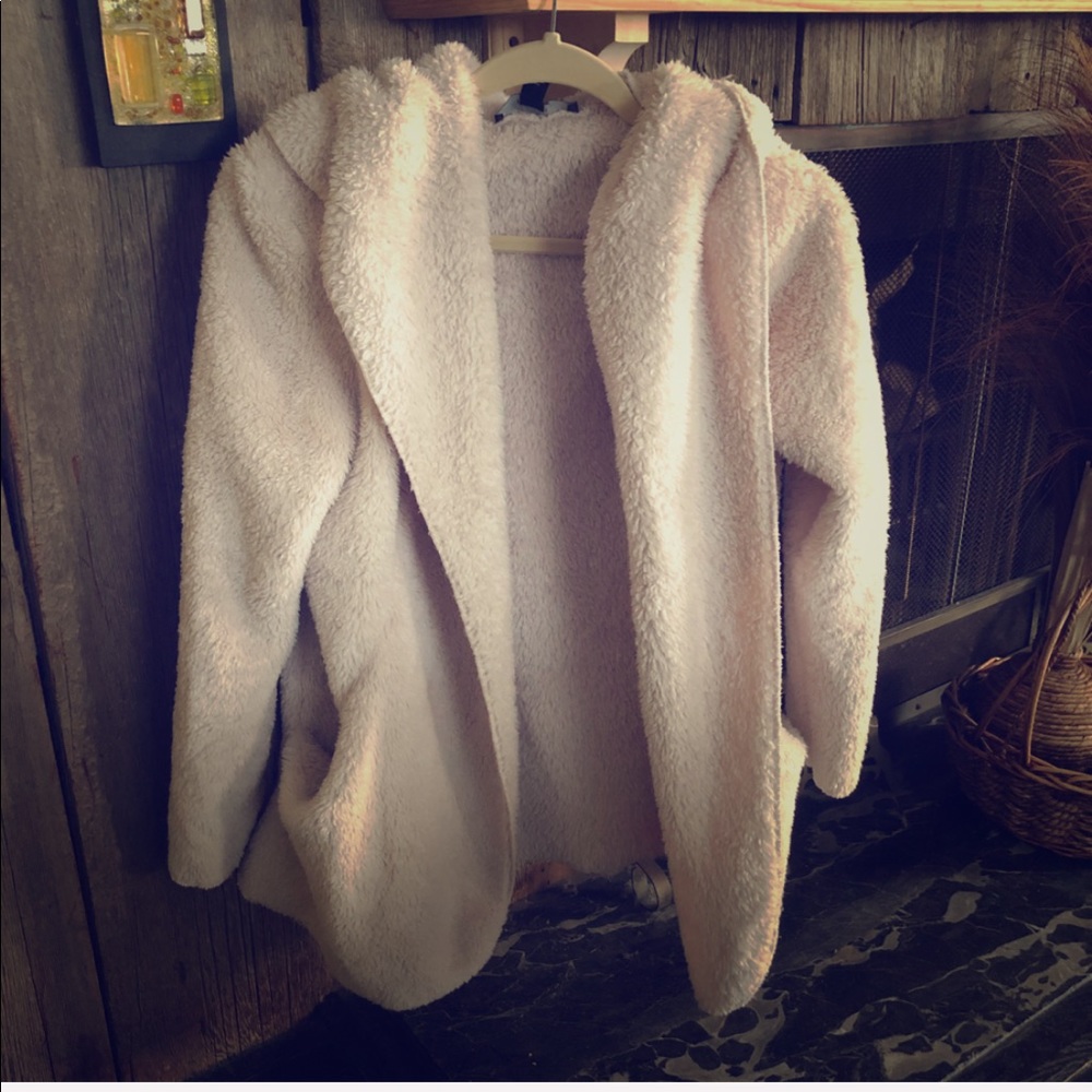 🦋fuzzy warm jacket.🦋